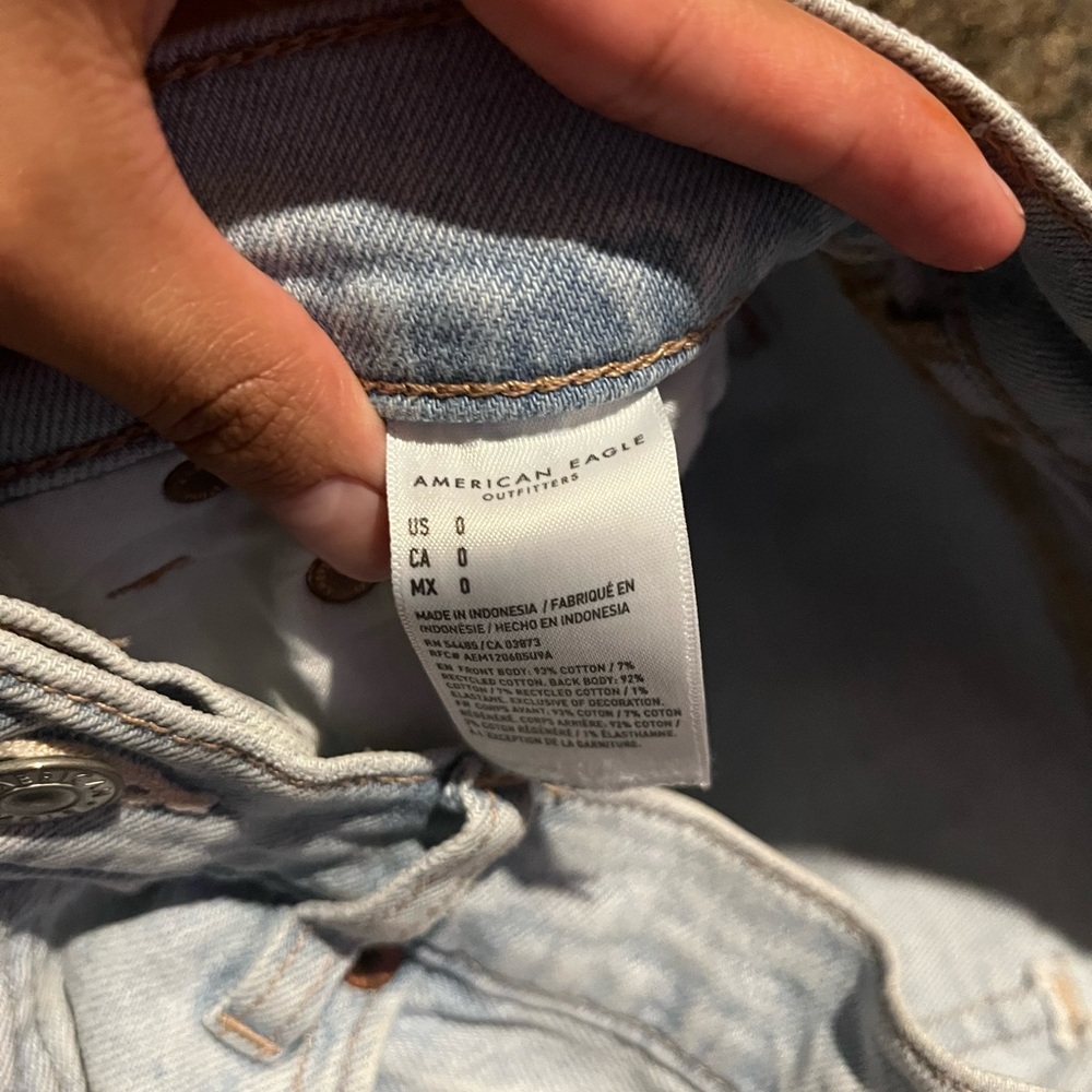 American Eagle Light Blue Jeans